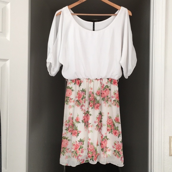Miss glamour open sleeve assymetrical dress - Picture 1 of 5